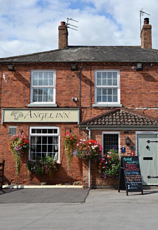Angel Inn Misson Exterior foto